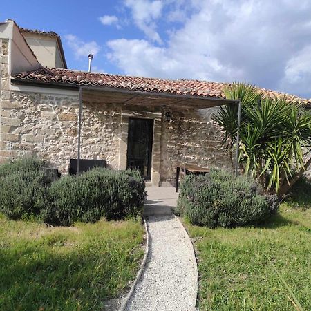 Bramasole Charming House Hotel Comiso Luaran gambar